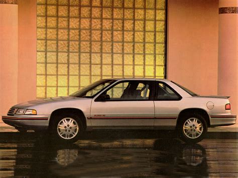 Chevrolet Lumina 1992 photo