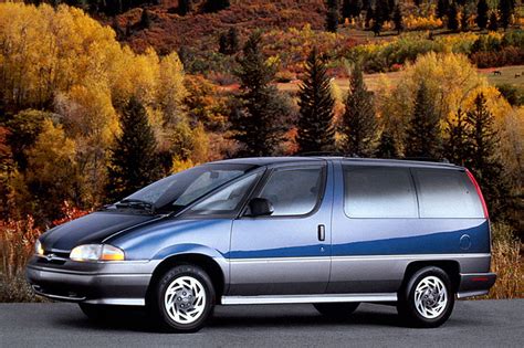 photo of Chevrolet Lumina apv car production