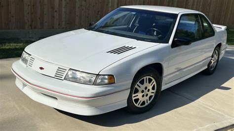 photo of Chevrolet Lumina car production