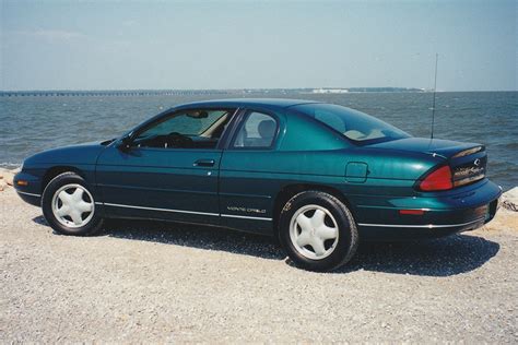 Chevrolet Monte carlo 1998 photo