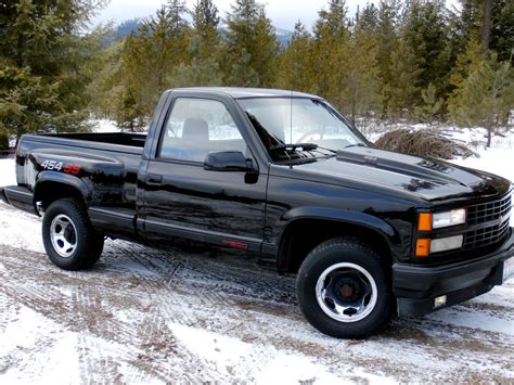 Chevrolet Pickup 1990 photo