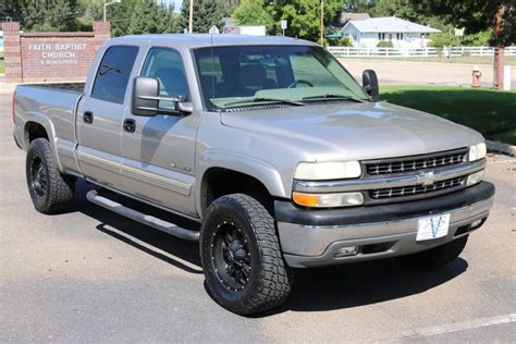 Chevrolet Silverado 2002 photo