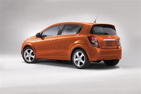 Chevrolet Sonic 2015 photo