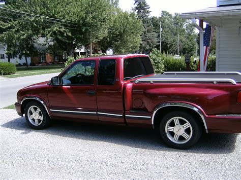 Chevrolet Sonoma 1999 photo