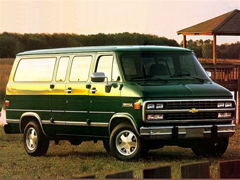 Chevrolet Sport van 1995 photo