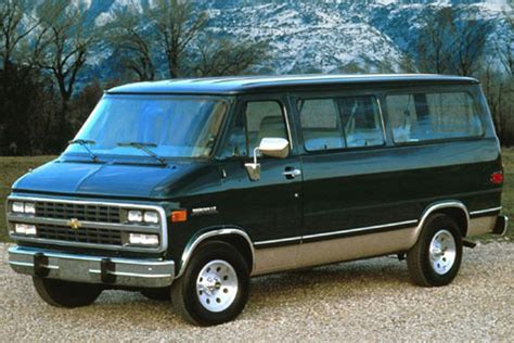 Chevrolet Sport van