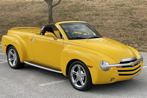 Chevrolet Ssr 2005 photo