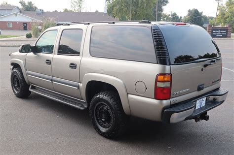 Chevrolet Suburban 2500 2003 photo