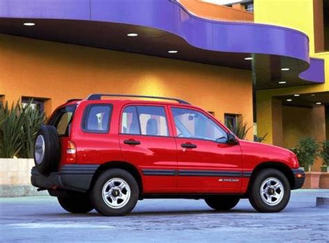 Chevrolet Tracker 2003 photo