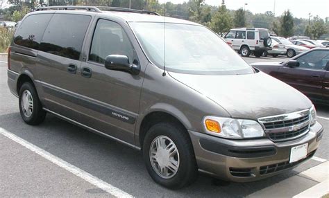 Chevrolet Venture 2004 photo