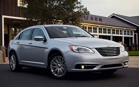 Chrysler 200 2012 photo