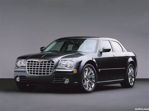 Chrysler 300 2005 photo