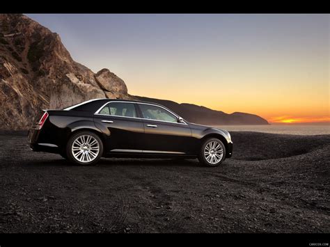 Chrysler 300 2011 photo