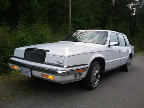 Chrysler Landau salon 1990 photo