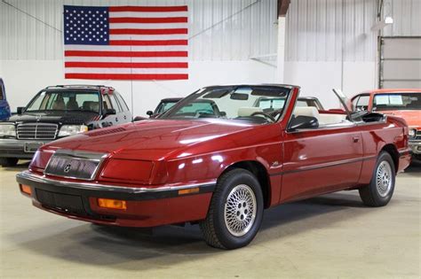 Chrysler Lebaron 1991 photo