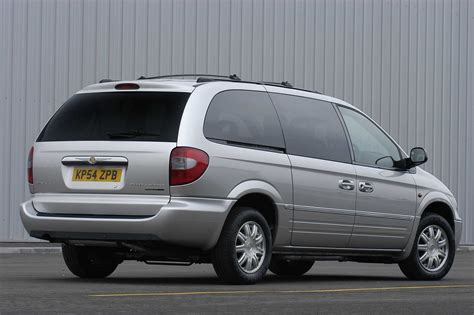 Chrysler Voyager 2001 photo