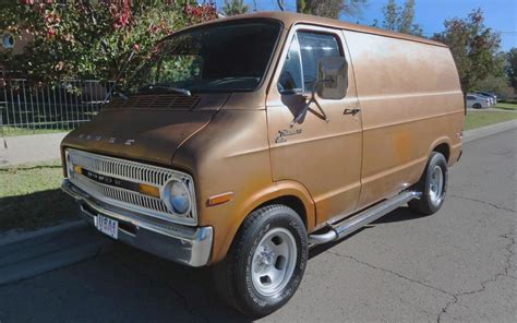 photo of Dodge B100 car production