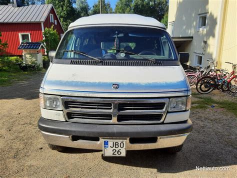 Dodge B250 1995 photo