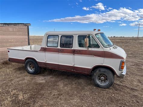 Dodge B300 1979 photo