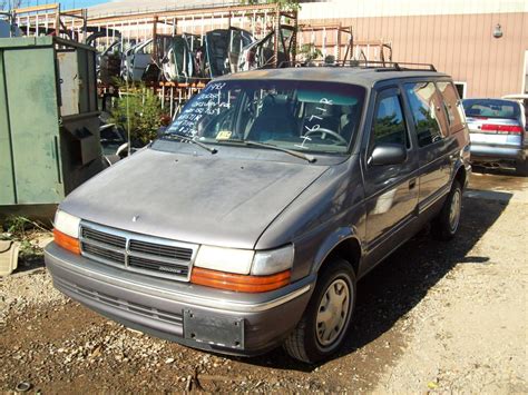 Dodge Caravan 1993 photo