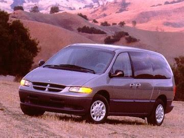 Dodge Caravan 1997 photo