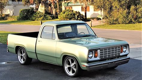 Dodge D100 1978 photo