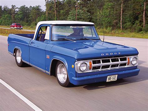 Dodge D100 photo