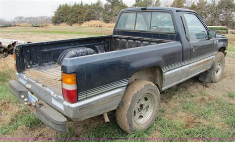 Dodge D50 1987 photo