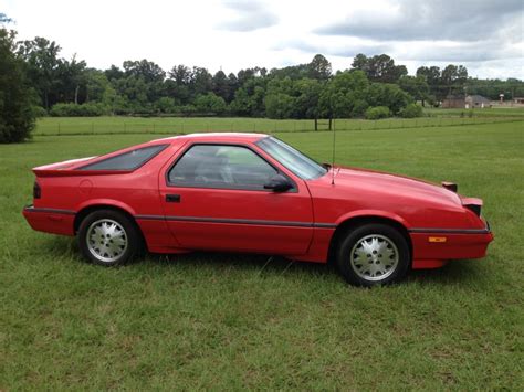 Dodge Daytona 1987 photo