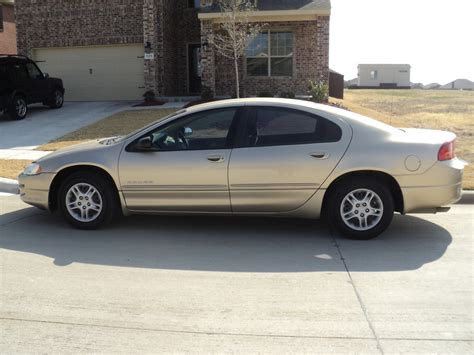 Dodge Intrepid 1999 photo