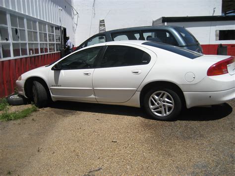 Dodge Intrepid 2001 photo