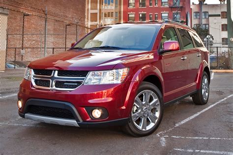 Dodge Journey 2012 photo