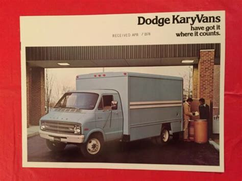 Dodge Kary van 1977 photo