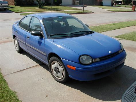 Dodge Neon 1996 photo