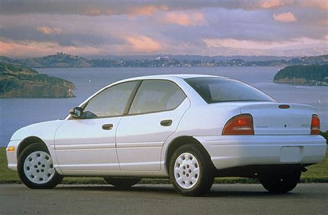 Dodge Neon 1998 photo