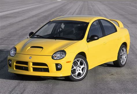 Dodge Neon 2004 photo