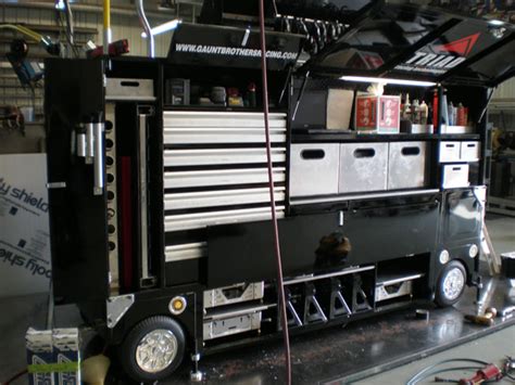photo of Dodge Nitro car production