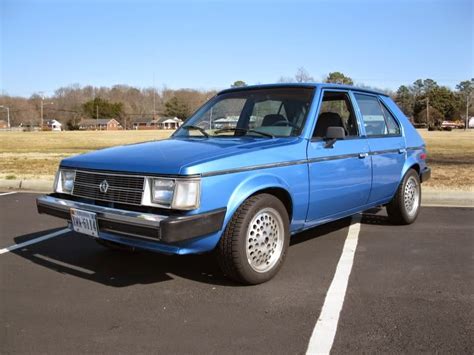 Dodge Omni 1990 photo