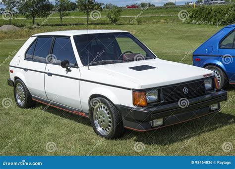 Dodge Omni photo