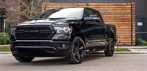 Dodge Ram 1500 photo