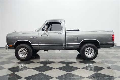 Dodge Ram 1987 photo