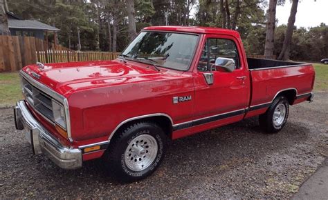 Dodge Ram 50 1988 photo