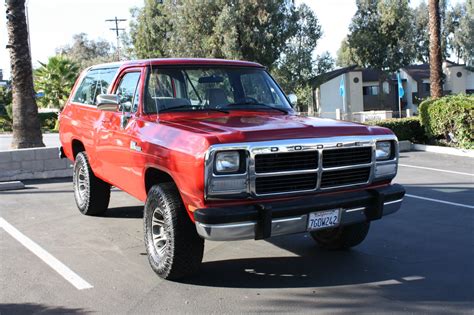 Dodge Ramcharger 1991 photo