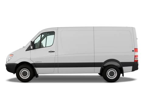 Dodge Sprinter 2500 2013 photo