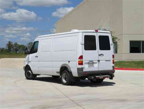 Dodge Sprinter 3500 2004 photo