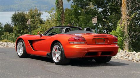 Dodge Viper roadster 2005 photo