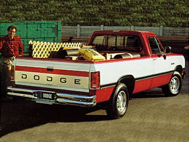 Dodge W150 1992 photo