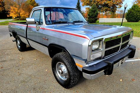 Dodge W250 1991 photo