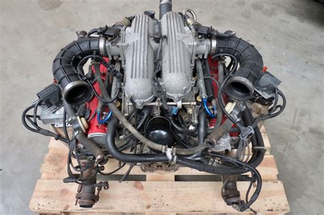 Ferrari 348 1991 engine