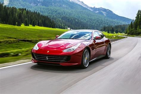 Ferrari Gtc4lusso photo